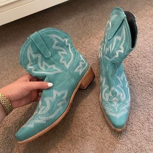 Blue/Teal Short Cowgirl Boot